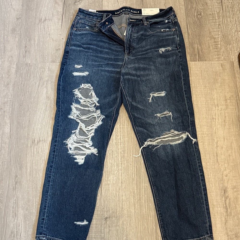 American Eagle Outfitters Ripped Dark Blue Jeans - Picture 2 of 9